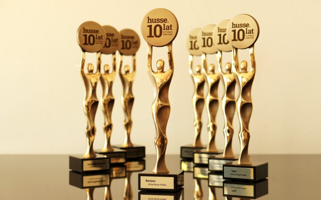 STATUETKI OKOLICZNOŚCIOWE JUBILEUSZ 10-LECIA FIRMY