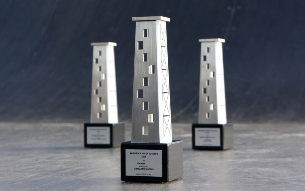 STATUETKI NAGRODY SUKCES BIZNESOWY